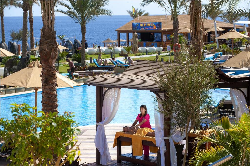 الفندق صن رايز جراند سيليكت مونتمارى ريزورت - شرم الشيخ